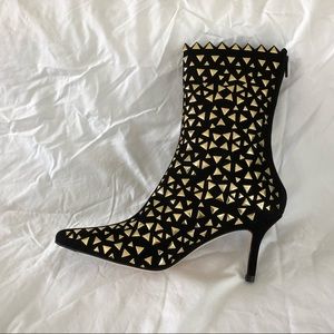 Authentic Jon Josef black/gold leather boots